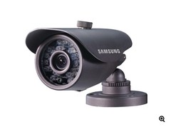 Samsung SDC-5440BCN Weather-Resistant Night Vision Camera / 600 TVLs + BNC Cable