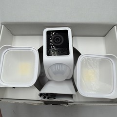 Wyze Cam Floodlight V2 Motion-Activated 2K HD Color Night Vision Camera