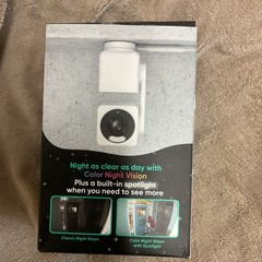 Wyze Cam Pan v4 4K Color Night Vision Pan/Tilt/Zoom Wi-Fi White + 256gb microSD+