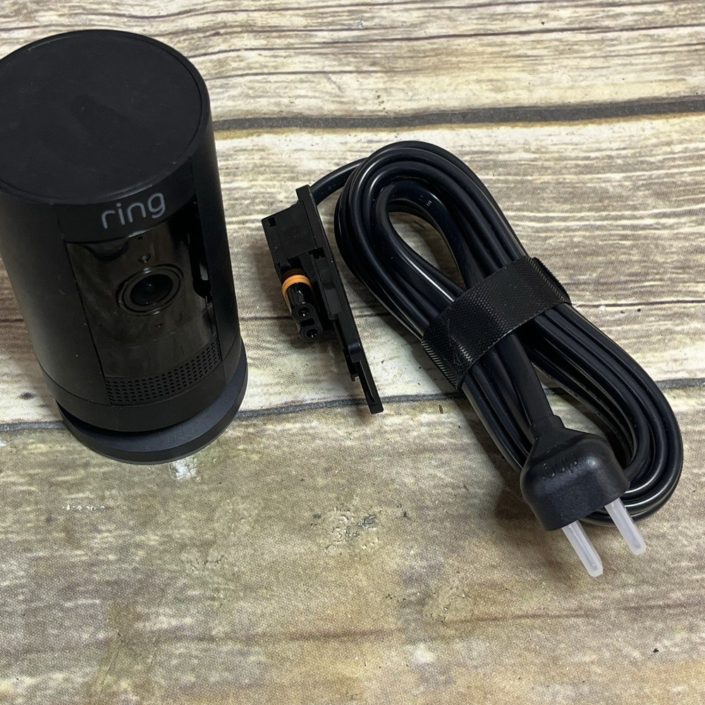 Ring Camera Model 5UM7E5 Black with Battery and Charger Stick Up Cam