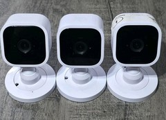 3 Pack Blink Mini plug-in smart security camera 1080p HD video BCM00300U – White