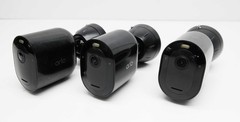 Arlo Pro 4 VMC4350B-1BYNAS System Security Surveillance Cameras (3-Pack)