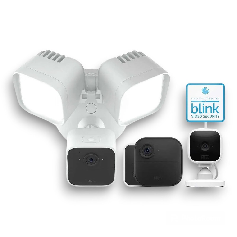 Blink Outdoor 4th Gen Security System with Floodlight Blink Mini Plug in White