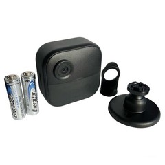 Blink Outdoor 4th Gen Security System with Floodlight Blink Mini Plug in White
