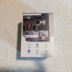 Chamberlain myQ Smart Garage Hub HD 1080p Wi-Fi Security Camera White MYQ-G0401