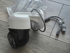 Oossxx Wired Security Camera Wifi New Open Box