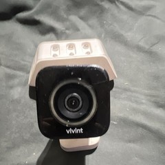 Vivint VS-ODL100-WHT Outdoor IP Camera w/ LED Light, Hardwired, 40W