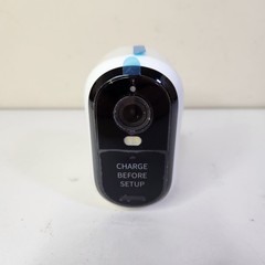 NEW Open Box Arlo 2K Security Camera VMC3050, w/Solar Panel VMA6600 w/ Screws
