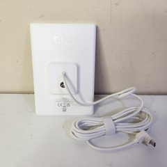 NEW Open Box Arlo 2K Security Camera VMC3050, w/Solar Panel VMA6600 w/ Screws