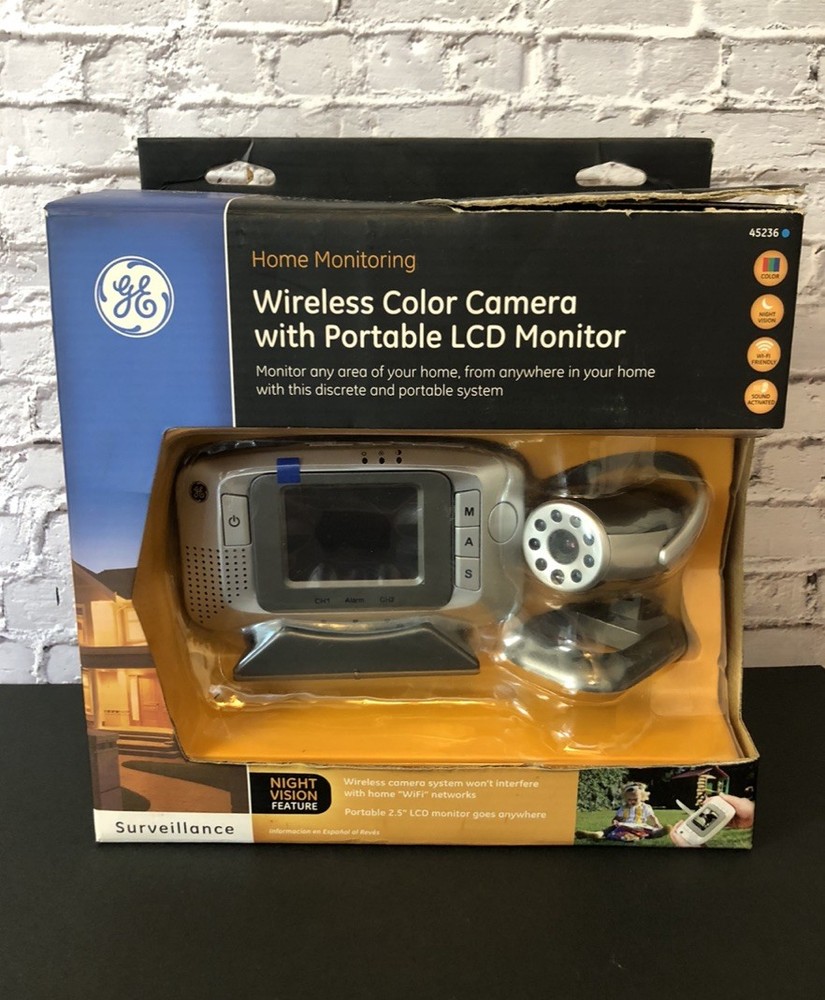 GE Home Monitoring Wireless Color Camera w/ Portable LCD Monitor -New Old Stock