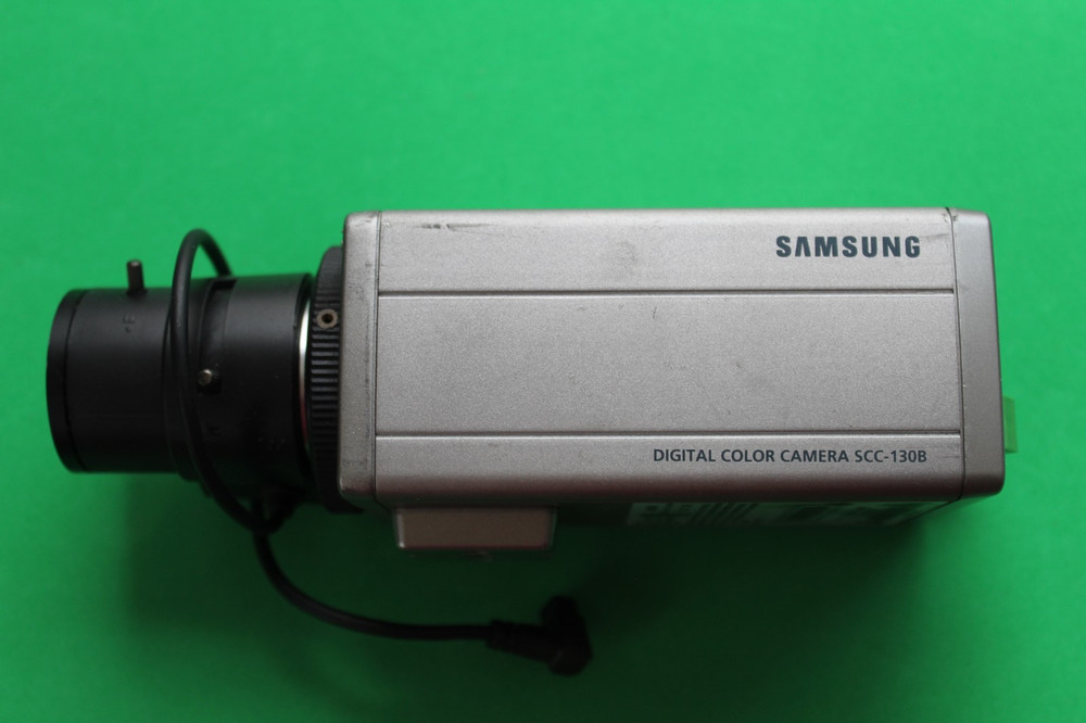 SAMSUNG DIGITAL COLOR CCTV SECURITY CAMERA SCC-130B W/LENS GVI (NOT TESTED)