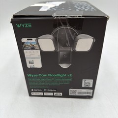 Wyze Cam Floodlight V2 Motion-Activated 2K HD Color Night Vision Camera