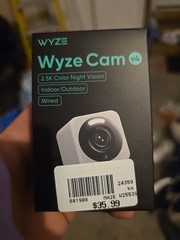 Wyze Cam v4 2.5K QHD Indoor/Outdoor WiFi Security Camera WATER DAMAGED BOX