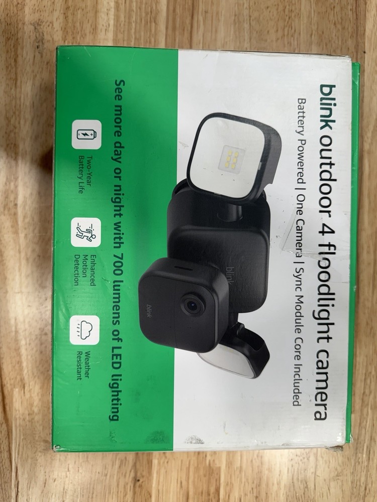 Blink Outdoor 4 Floodlight Camera Wireless Wi-Fi Smart Battery Operated